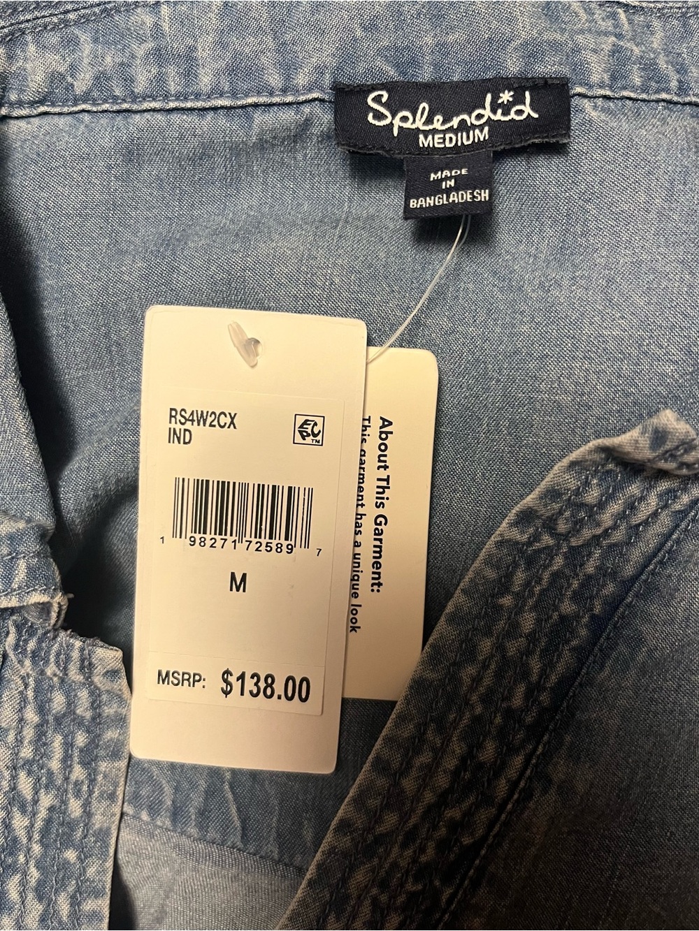Splendid Chambray Polo Lyocell Denim Look V-Neck Blouse Top Size Medium - Picture 6 of 6